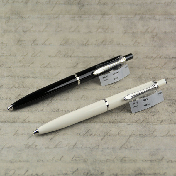 Pelikan Kugelschreiber K205 schwarz oder weiß